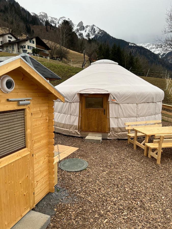 Jurte Beim Lama- & Alpakahof Triesenberg Hotel Luaran gambar