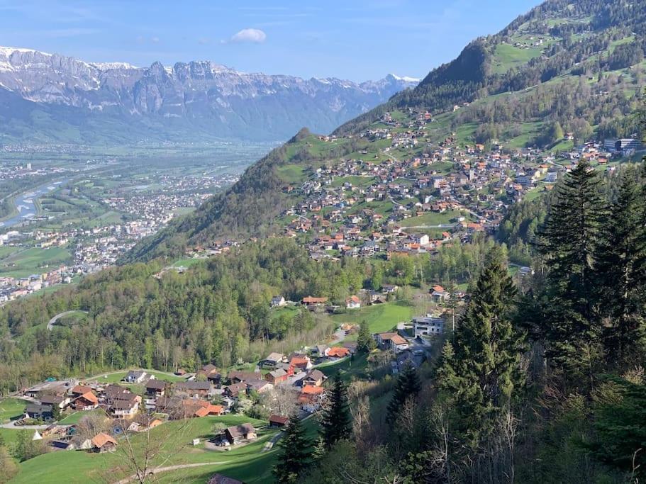 Jurte Beim Lama- & Alpakahof Triesenberg Hotel Luaran gambar